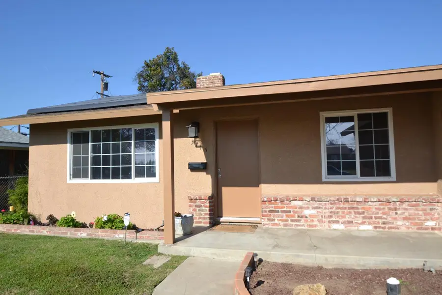 3715 E Garland Avenue, Fresno, CA 93726 - Image #3