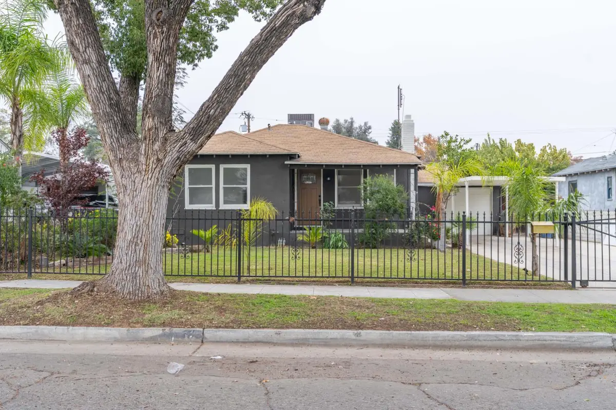 3623 E Lamona, Fresno, CA 93703 - Image #1