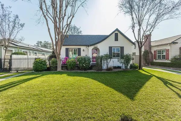 426 E Simpson Avenue, Fresno, CA 93704