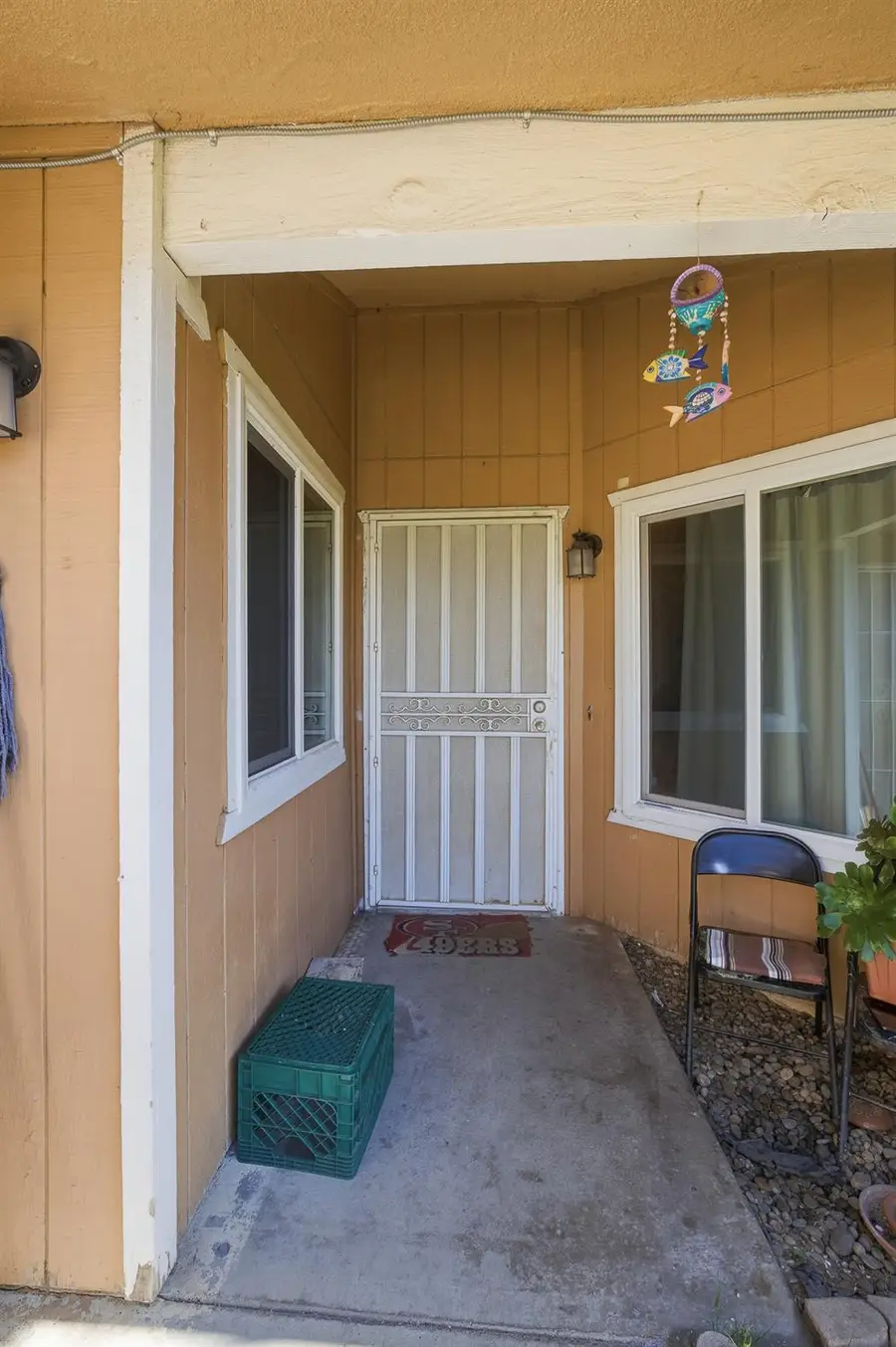 2580 N Knoll Avenue, Fresno, CA 93722 - Image #2