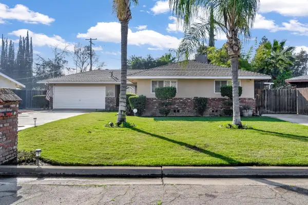 1511 E Almendra Drive, Fresno, CA 93710