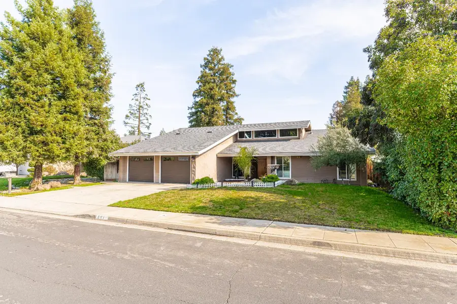 561 Pierce Drive, Clovis, CA 93612 - Image #3
