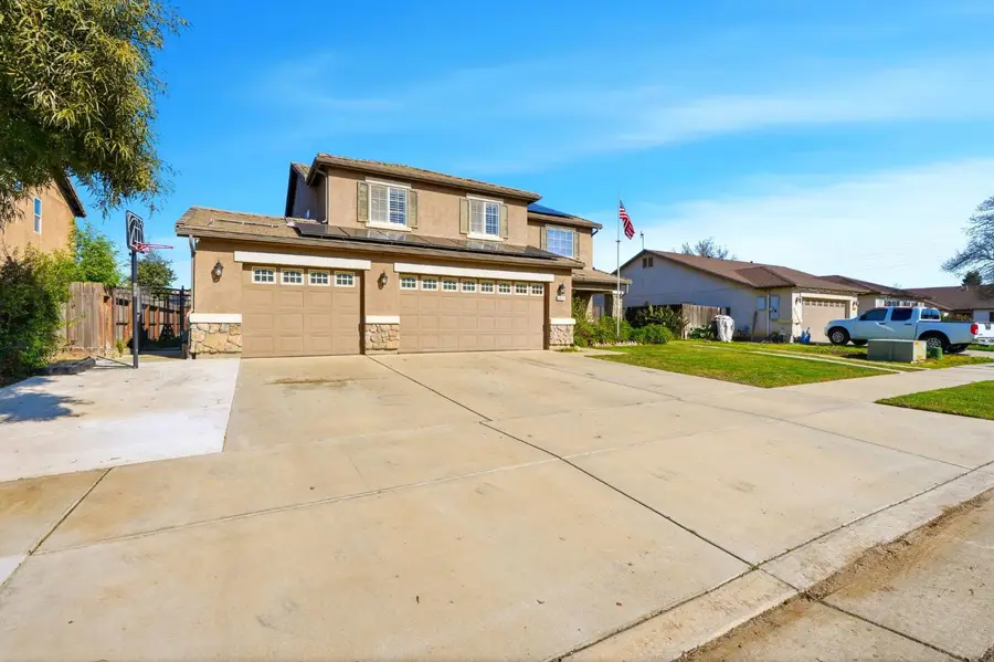 4312 E Stapp Avenue, Visalia, CA 93292 - Image #3