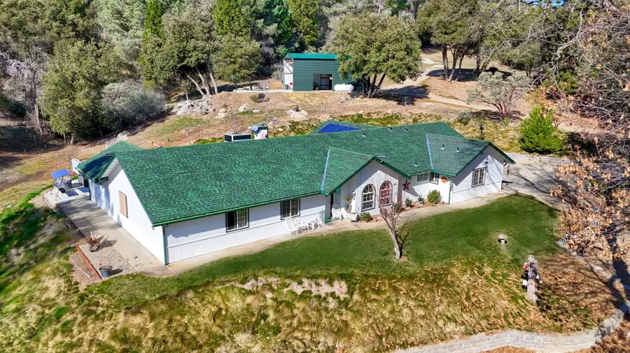 44535 Windsong Way, Ahwahnee, CA 93601 - Image #3