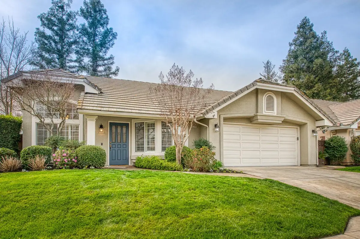 9225 N Bramwell Street, Fresno, CA 93720 - Image #1