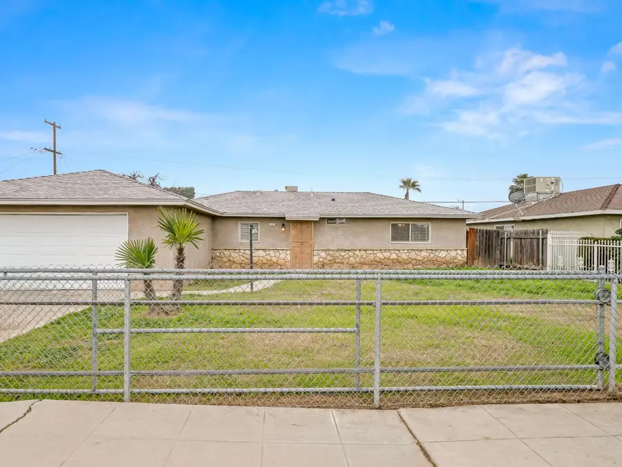 2337 S Maple Avenue, Fresno, CA 93725 - Image #2