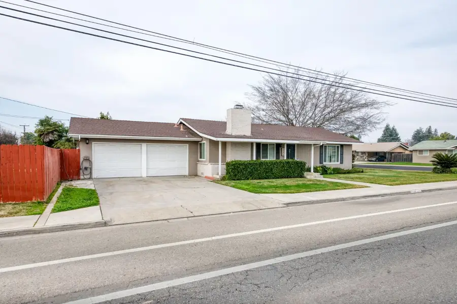 1175 N Frankwood Avenue, Reedley, CA 93654 - Image #2
