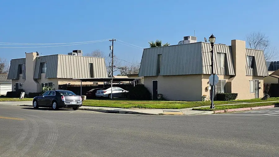 807 O Street, Firebaugh, CA 93622 - #2