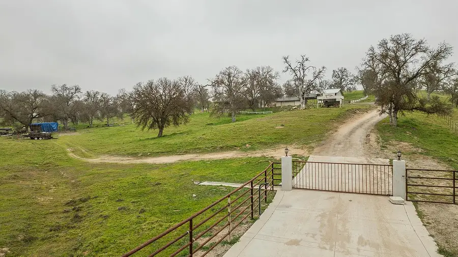 10562 Millerton Road, Clovis, CA 93619 - Image #3