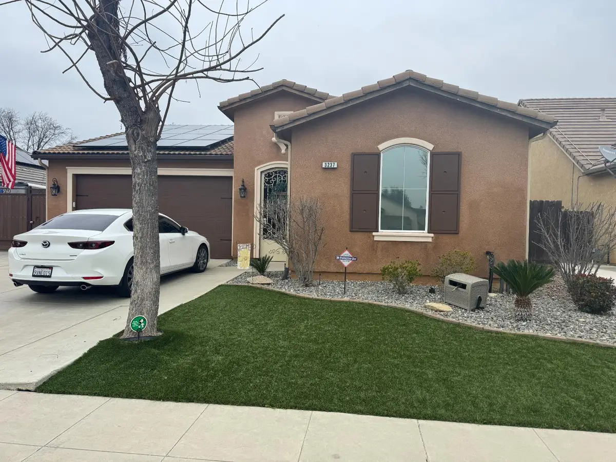 3237 Bellaire Avenue, Clovis, CA 93619 - Image #1