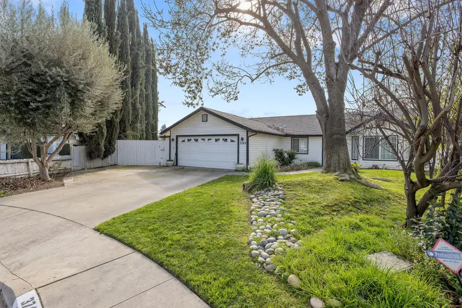 3749 S University, Visalia, CA 93277 - Image #3