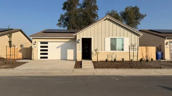 2153 N Renn Avenue, Clovis, CA 93619