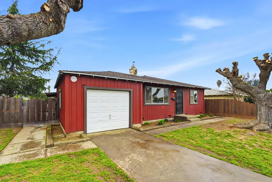 946 6th Street, Livingston, CA 95334 - Image #3