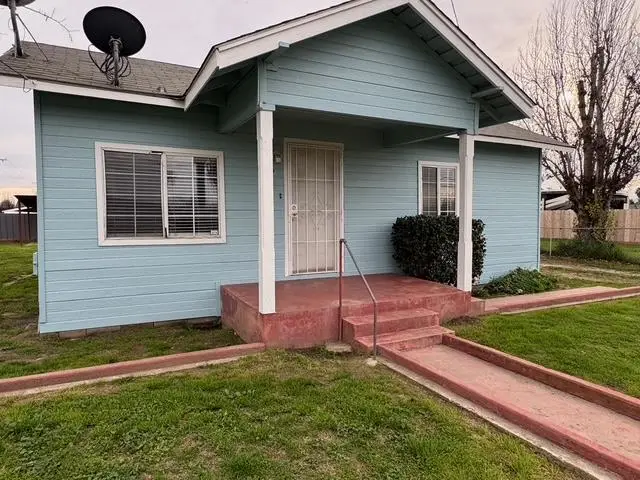 257 E Vandalia Ave, Porterville, CA 93257 - #1