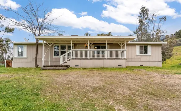 23380 Granite Creek Lane, Clovis, CA 93619