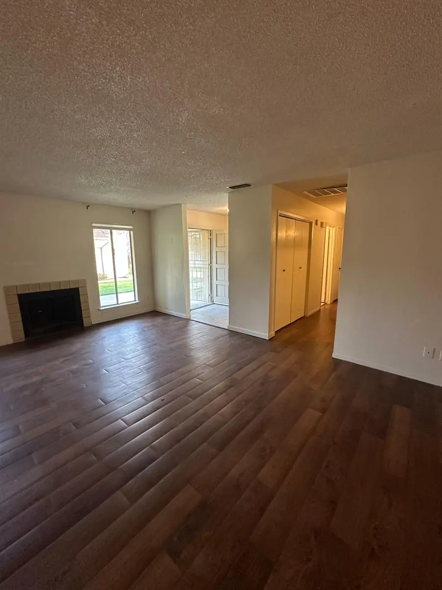 1108 Pierce Drive #102, Clovis, CA 93612 - #3