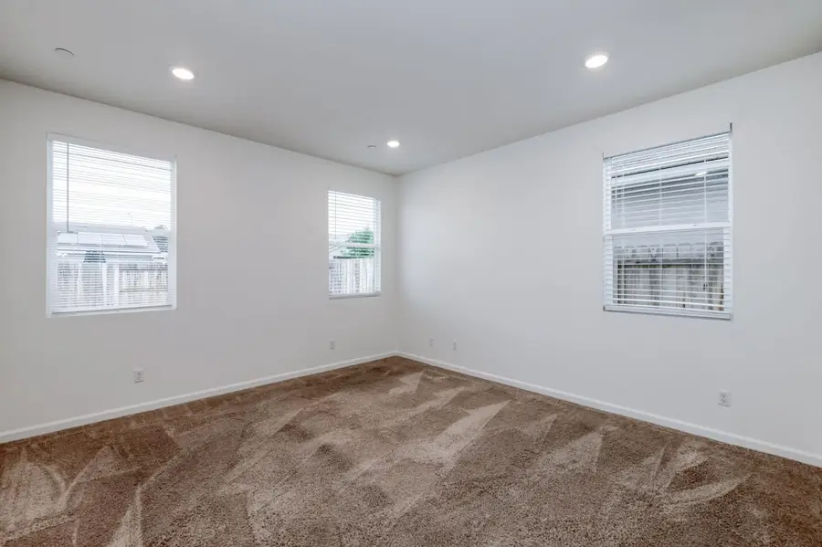 7216 E University Avenue, Fresno, CA 93737 - #3