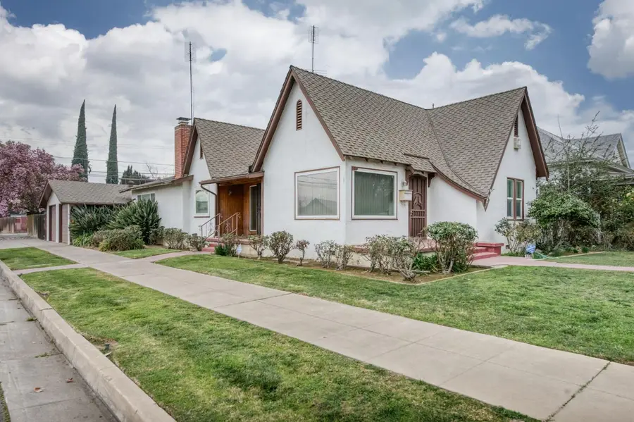 224 S J Street, Madera, CA 93637 - #3