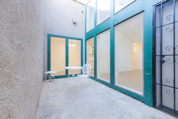 5965 E Shields #111, Fresno, CA 93727