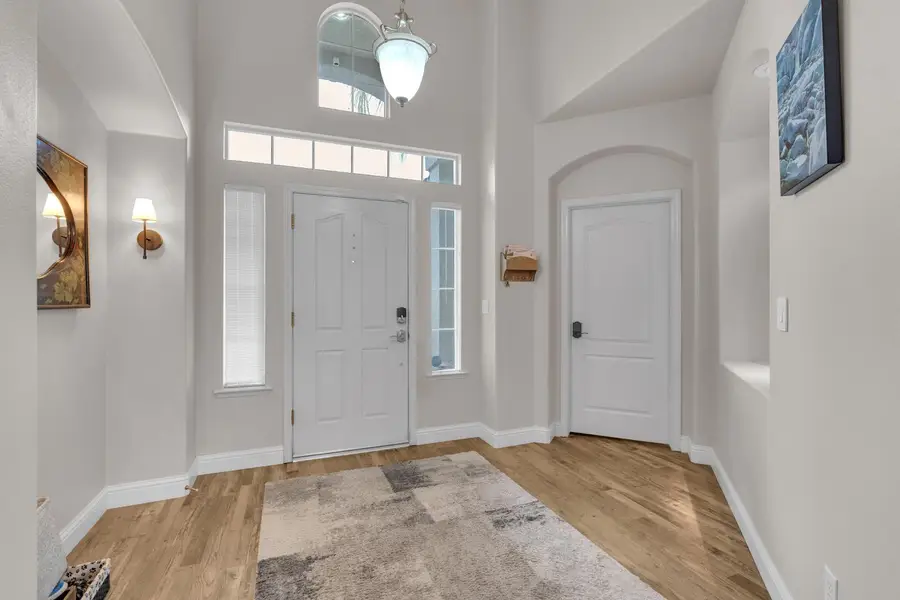 2949 E Palisade Dr, Fresno, CA 93720 - #2