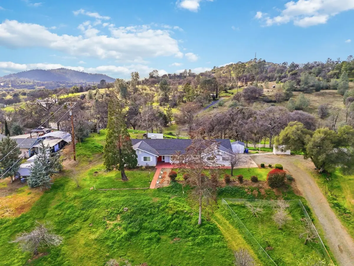 35208 Dollar Court, Coarsegold, CA 93614 - #1