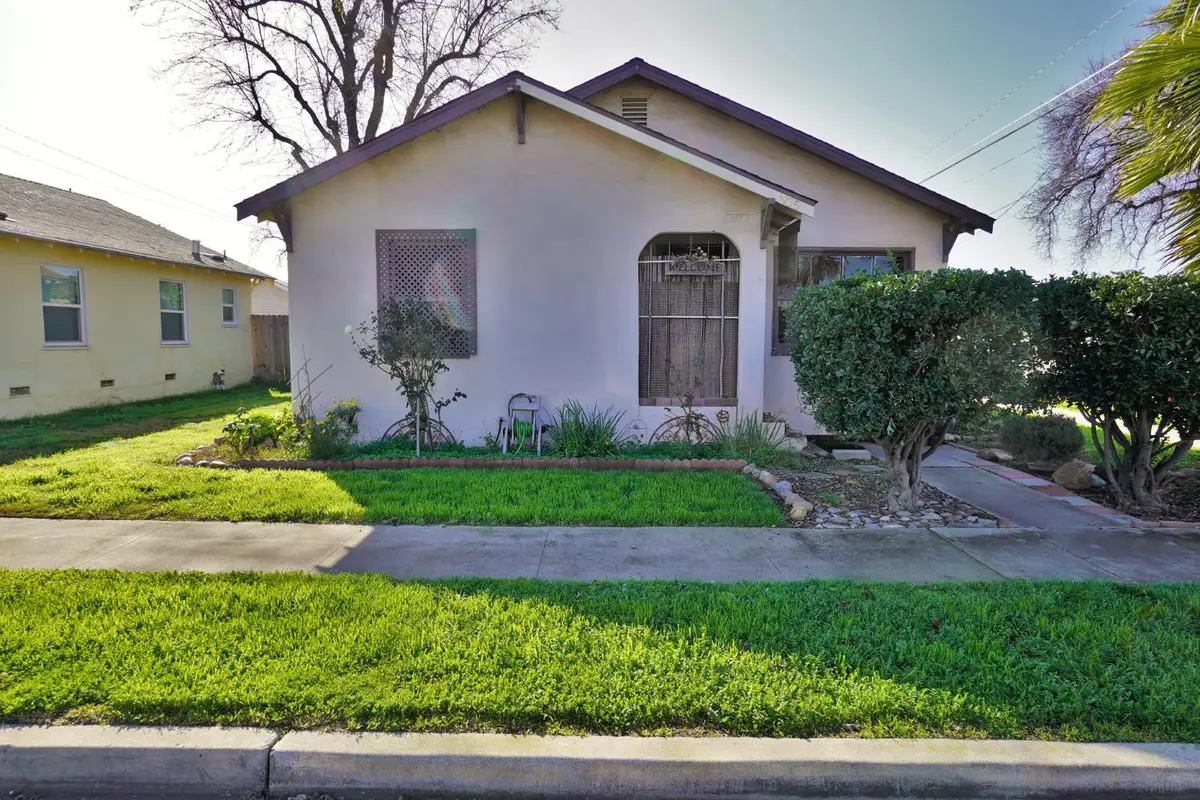 325 Neville Street, Hanford, CA 93230 - #1