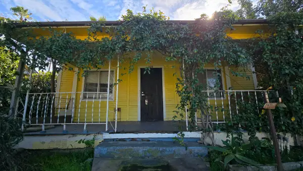 520 E Yale, Dinuba, CA 93618