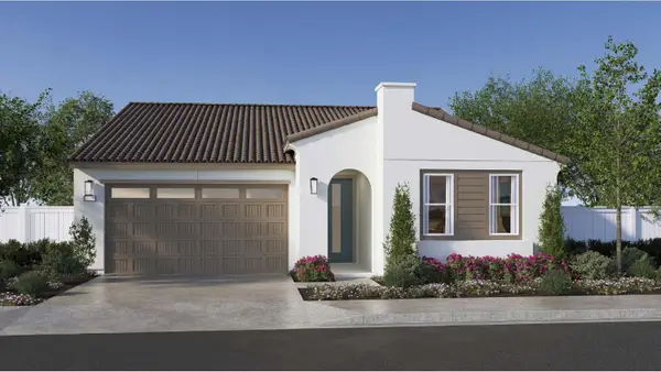 864 Solar Lane, Clovis, CA 93619