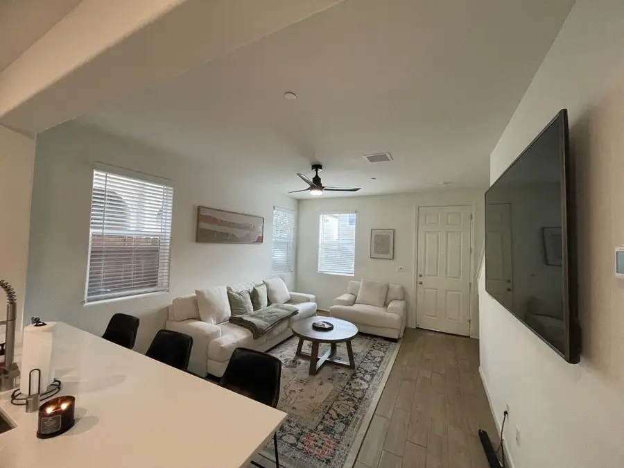 6302 E Moscato Drive, Fresno, CA 93727 - #2