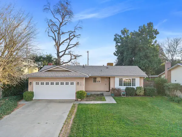 723 W Cambridge Avenue, Visalia, CA 93277