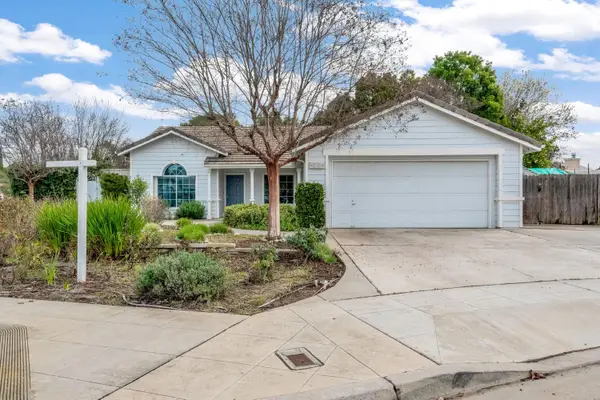 2746 Beverly Avenue, Clovis, CA 93611