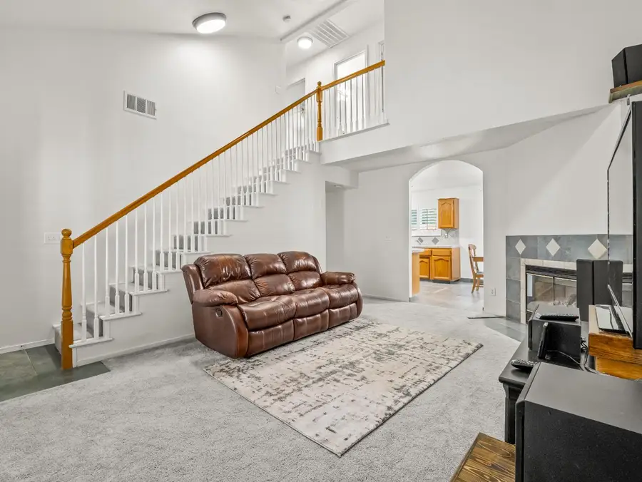 1334 Shirley Avenue, Clovis, CA 93611 - #2