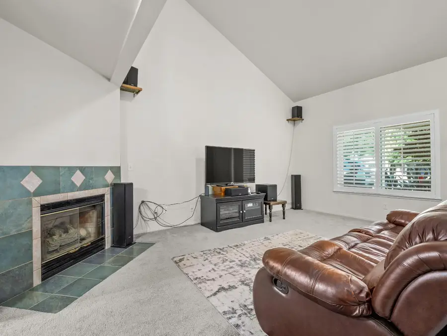 1334 Shirley Avenue, Clovis, CA 93611 - #3