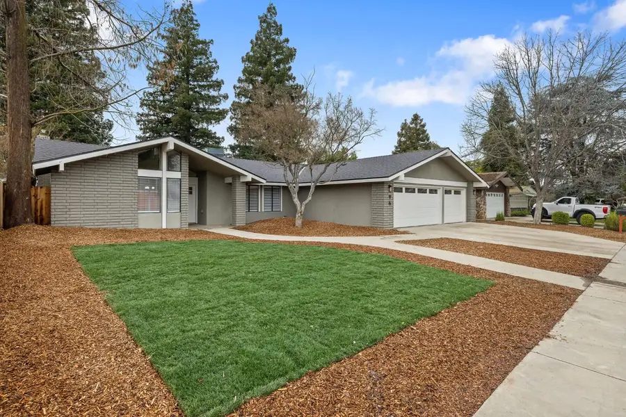 96 Burgan Avenue, Clovis, CA 93611 - #2