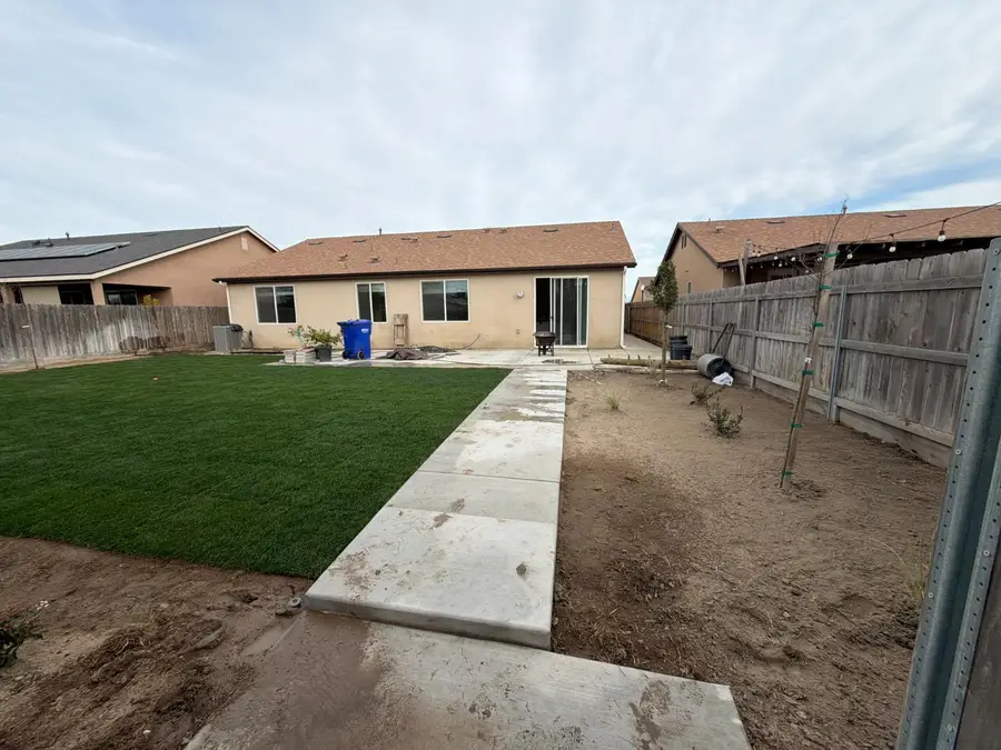1303 22nd Ave, Kingsburg, CA 93631 - #2