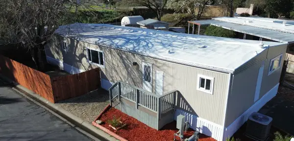 9360 N Blackstone Avenue #215, Fresno, CA 93720