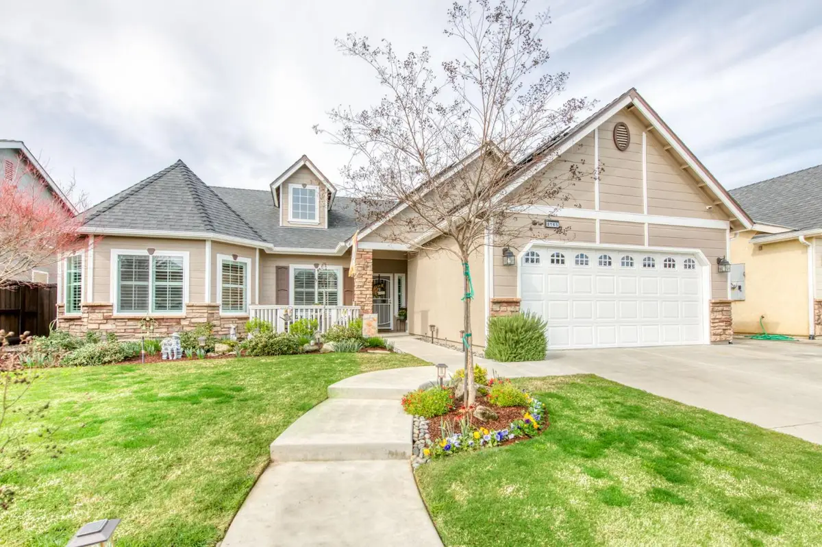 3165 N Arroyo Avenue, Fresno, CA 93727 - #1