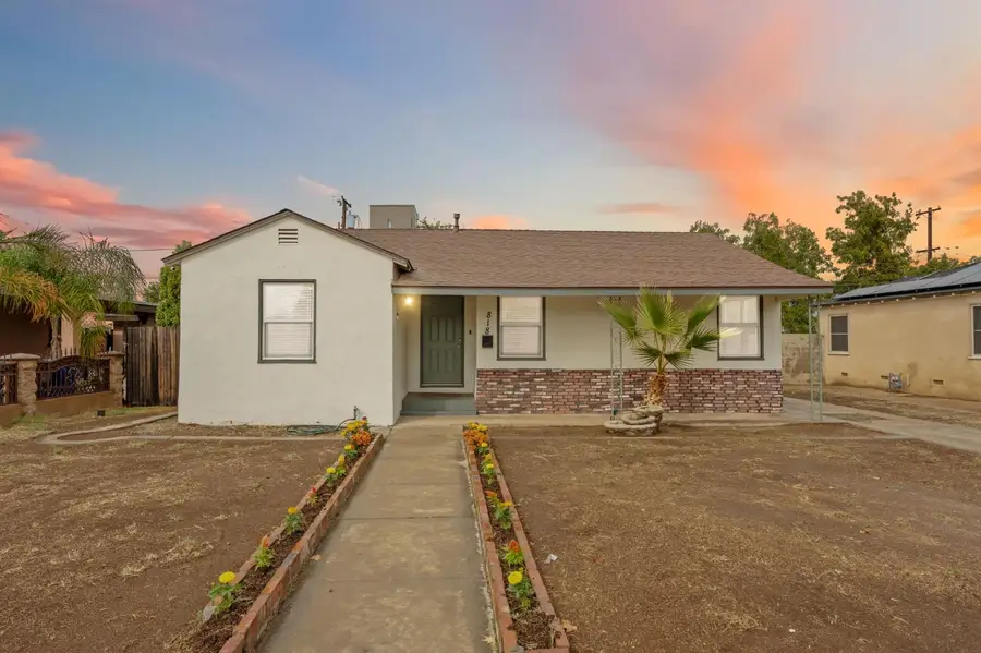 818 W Peralta Way, Fresno, CA 93705 - #2