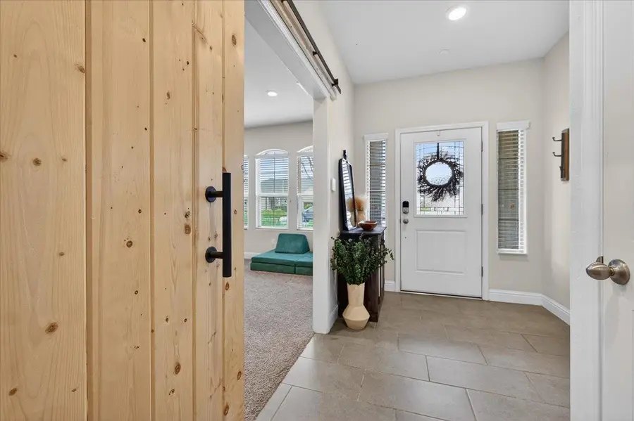 4161 Alamos Avenue, Clovis, CA 93619 - #2