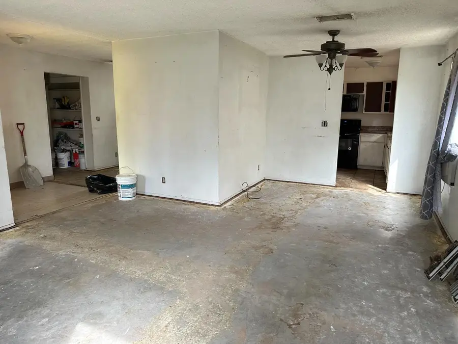 450 W Sacramento Street, Coalinga, CA 93210 - #3