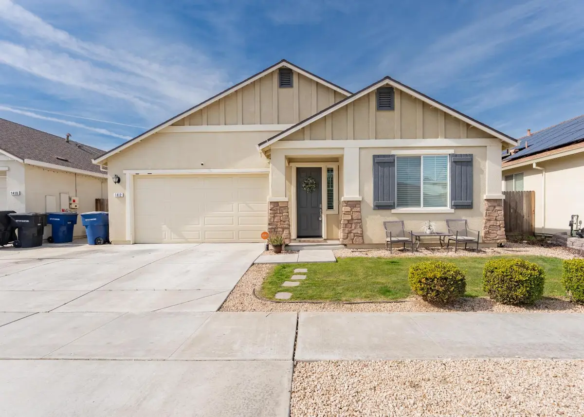 1412 Greenbrier Drive, Hanford, CA 93230 - #1
