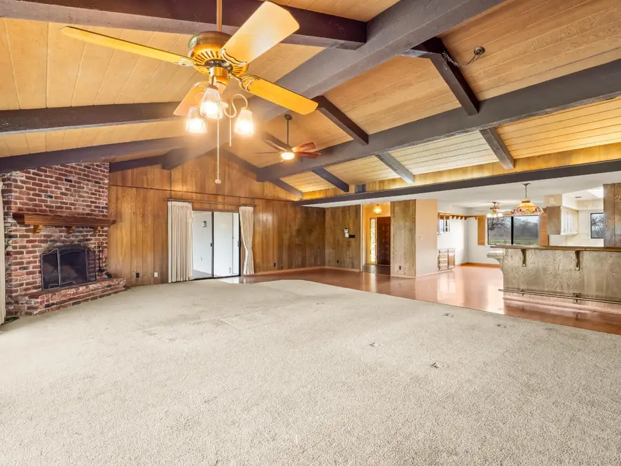 19240 E Trimmer Springs Road, Sanger, CA 93657 - #3