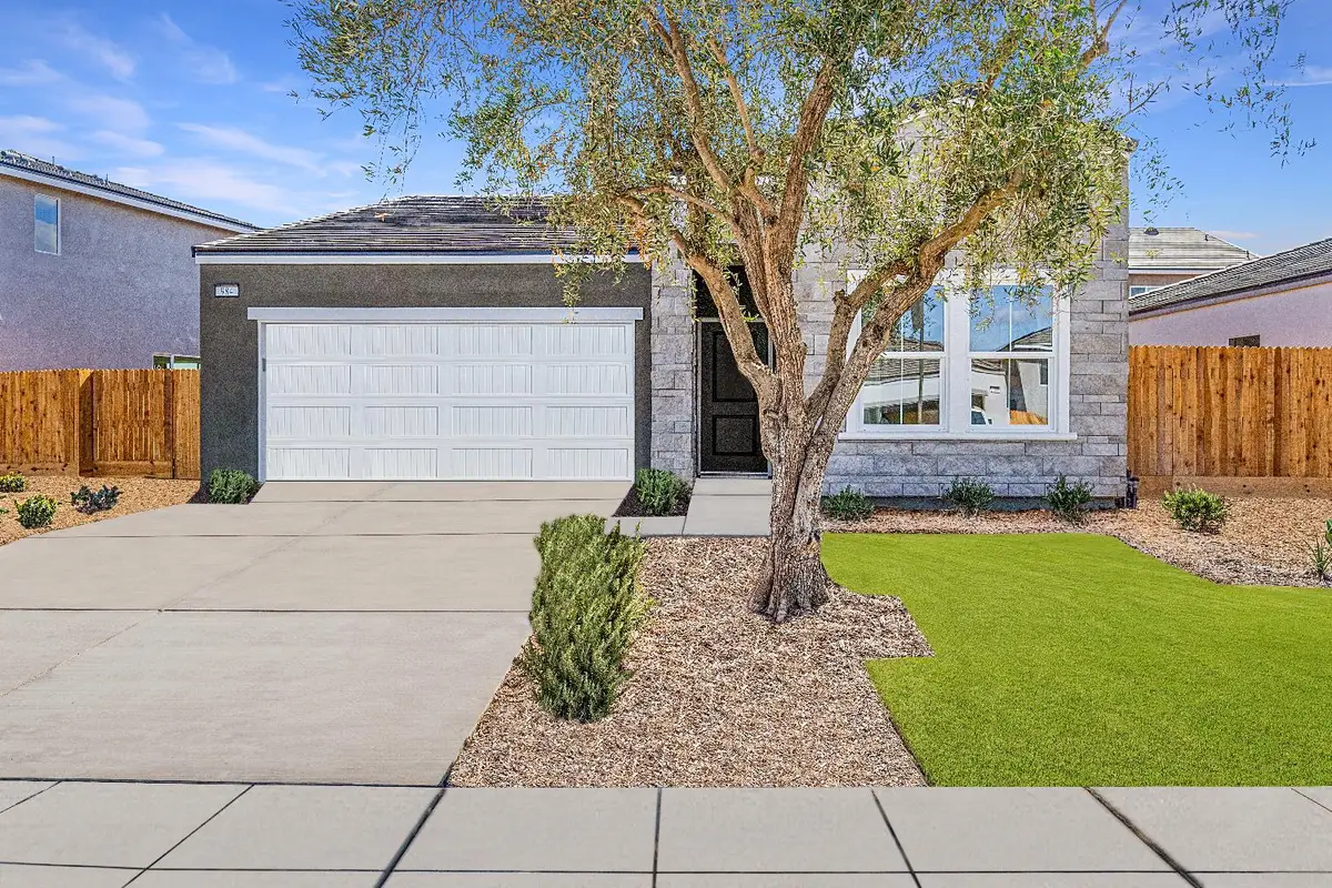 984 Deerhorn Drive W, Madera, CA 93636 - #1