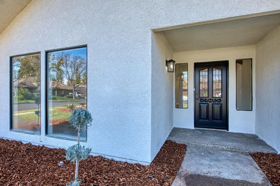 8453 N 1st Street, Fresno, CA 93720 - #3