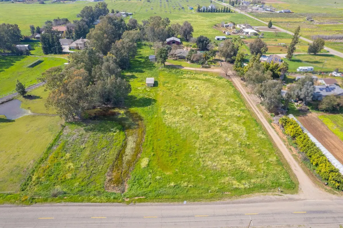 7881 N Thompson Avenue, Clovis, CA 93619 - #1