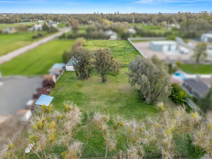 9321 E Bullard Avenue, Clovis, CA 93619 - #3