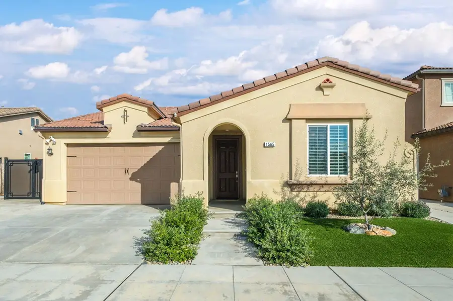 1565 N Kaweah Avenue, Clovis, CA 93619 - #3