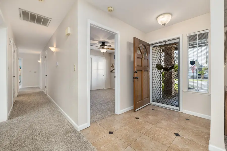 3728 W Palo Alto Avenue, Fresno, CA 93711 - #3