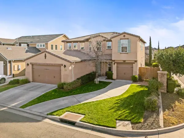 1814 N Notting Hill Lane, Clovis, CA 93619