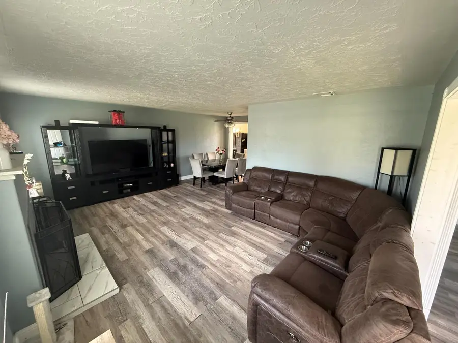 2445 N Millbrook Avenue, Fresno, CA 93703 - #3